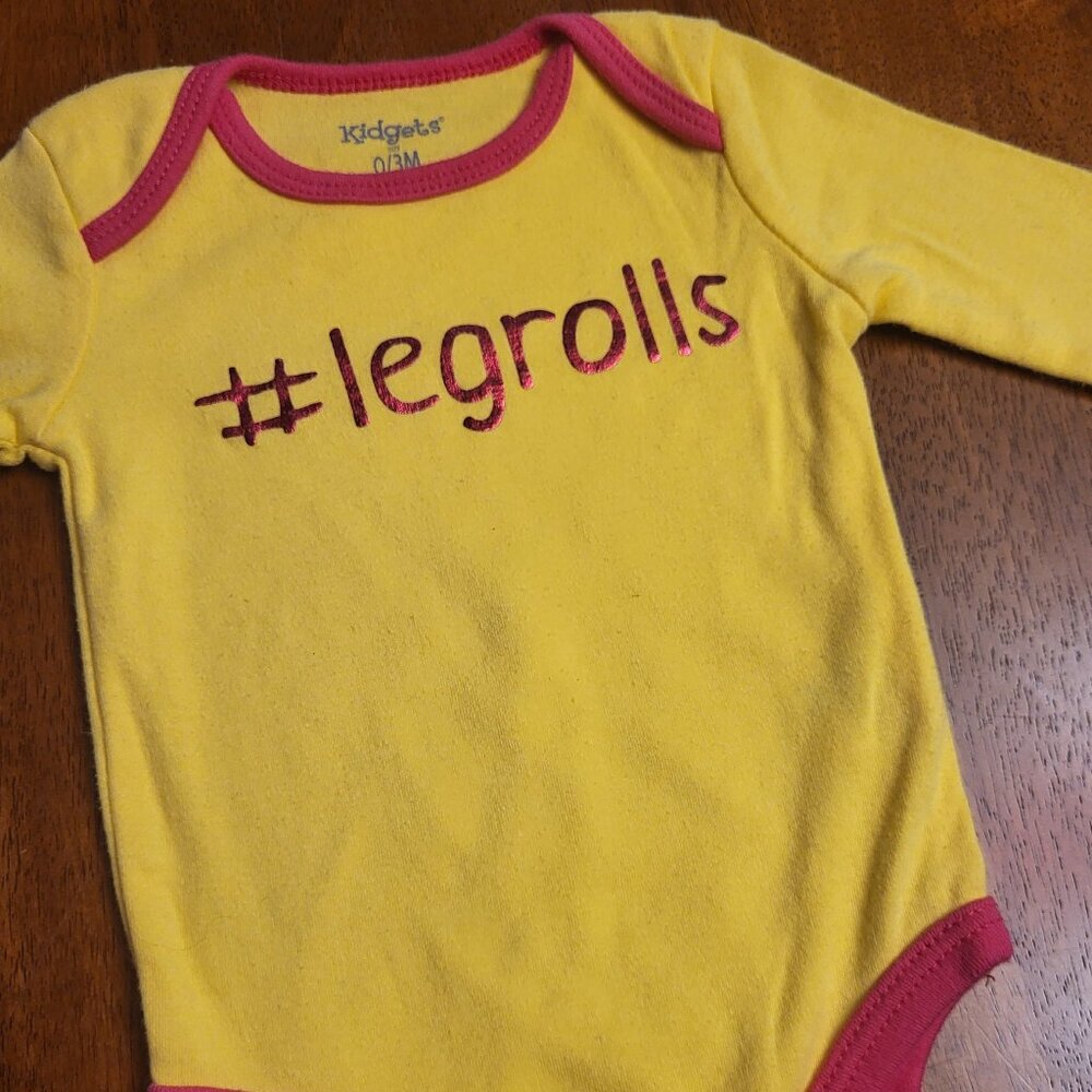 Kidgets ~ Sz 0-3M ~ Long Sleeve ~ One Piece ~ NWOT